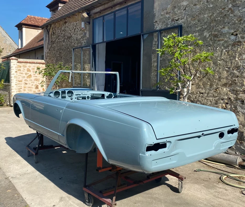 Carrosserie peinture restauration pagode w113