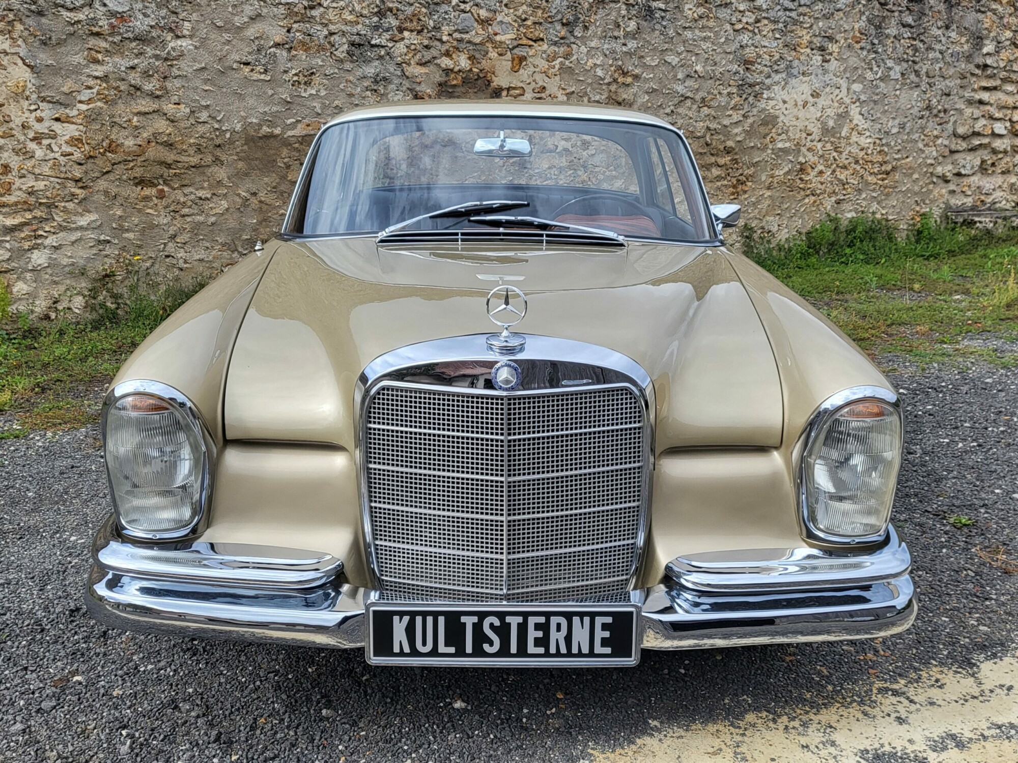Mercedes 250SE – Image 29