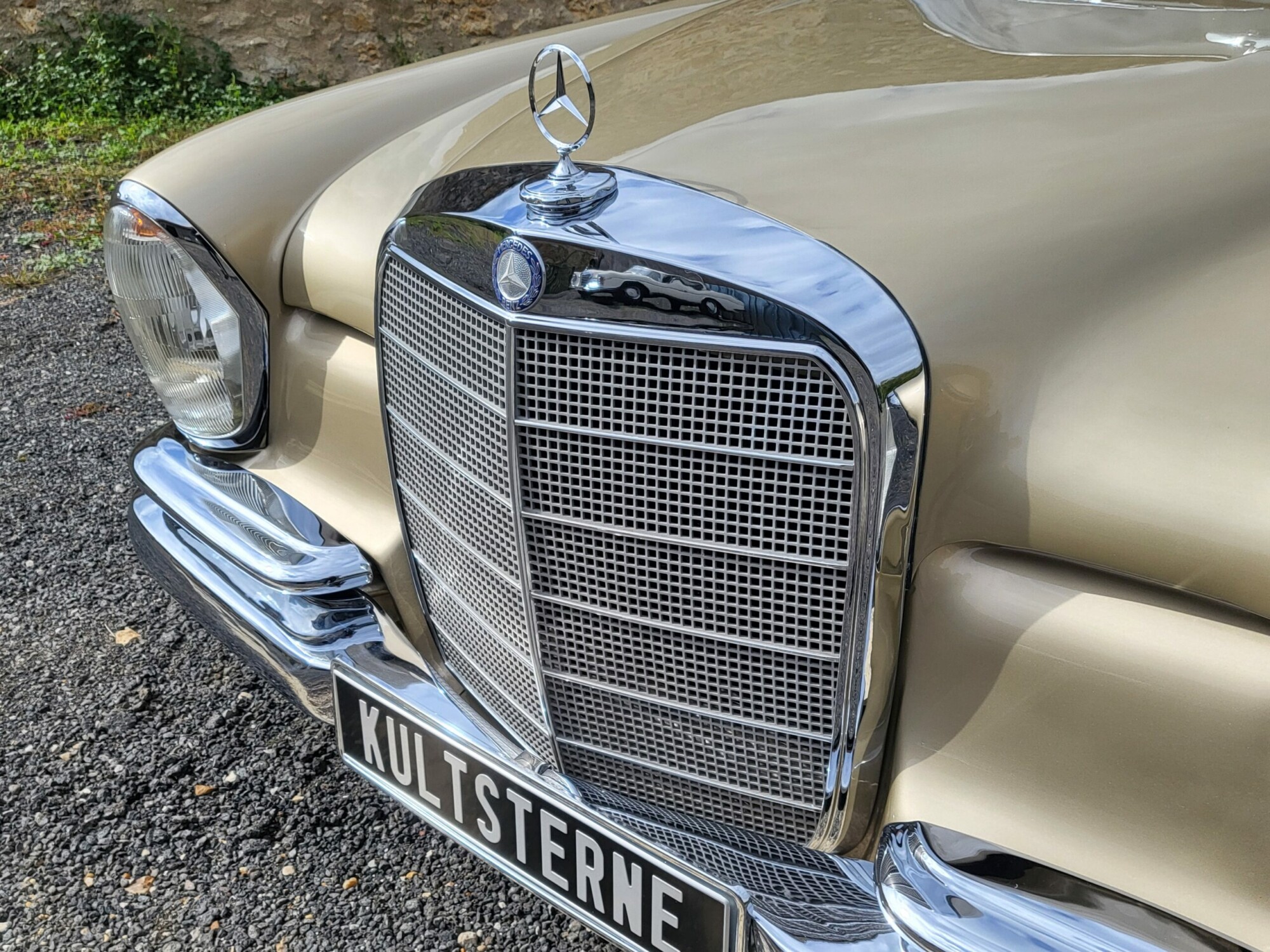 Mercedes 250SE – Image 25