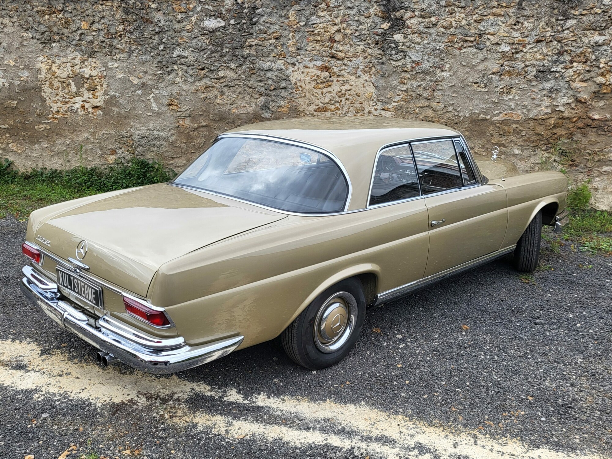 Mercedes 250SE – Image 19