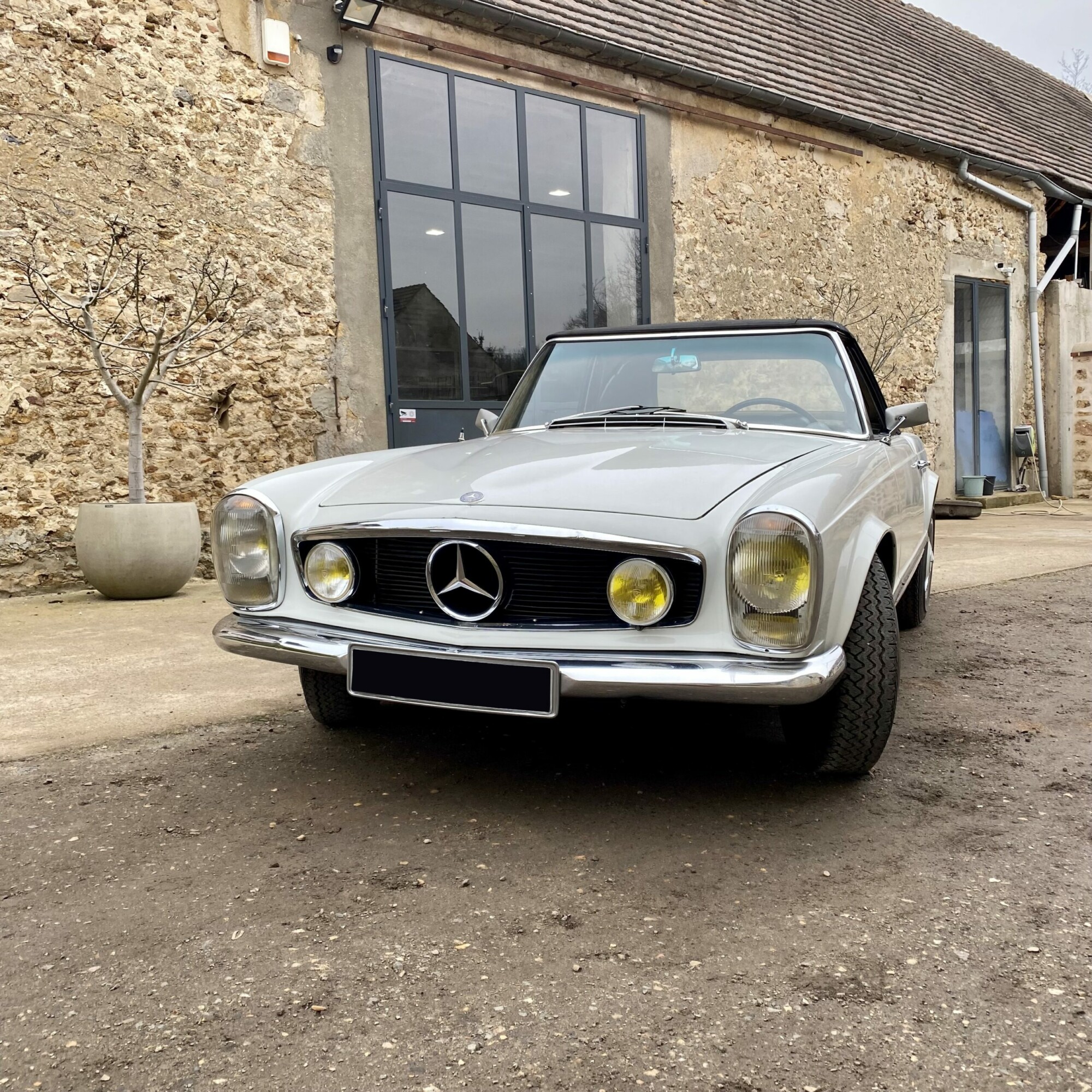 Mercedes 250SL – Image 8