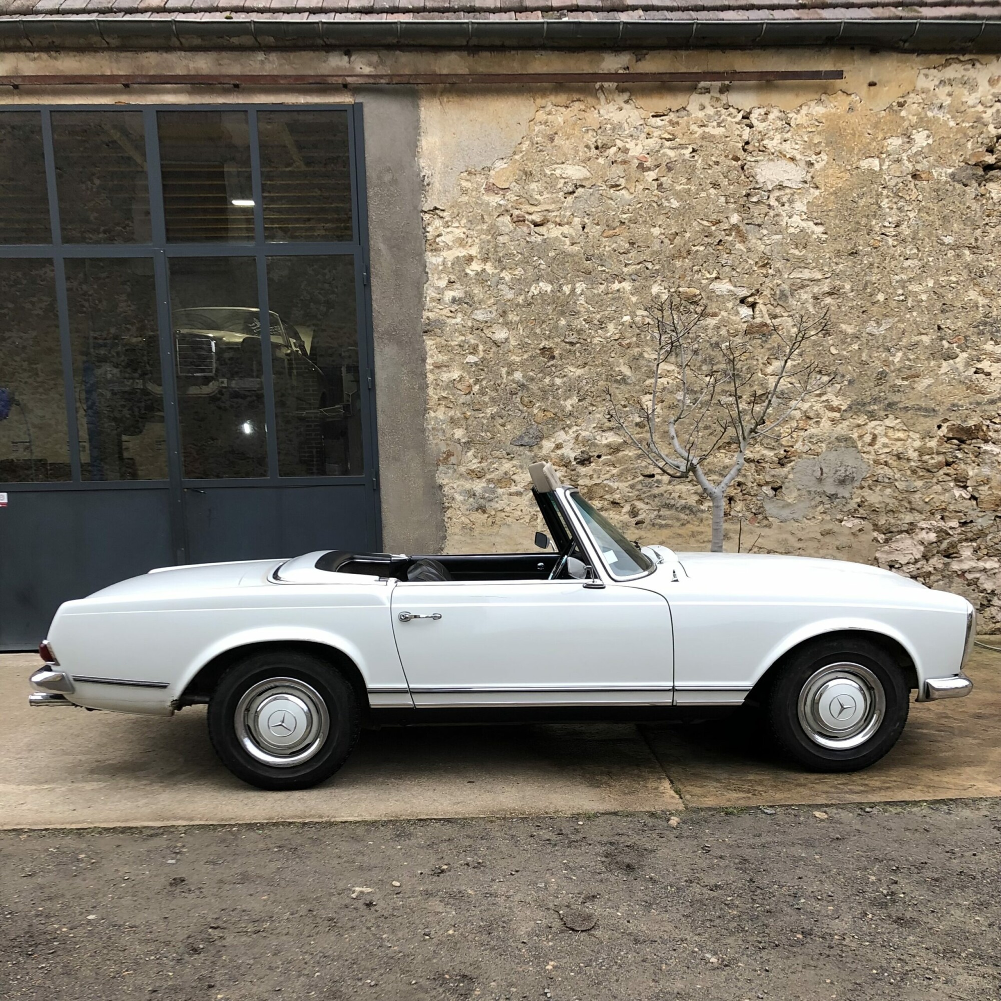 Mercedes 250SL – Image 4