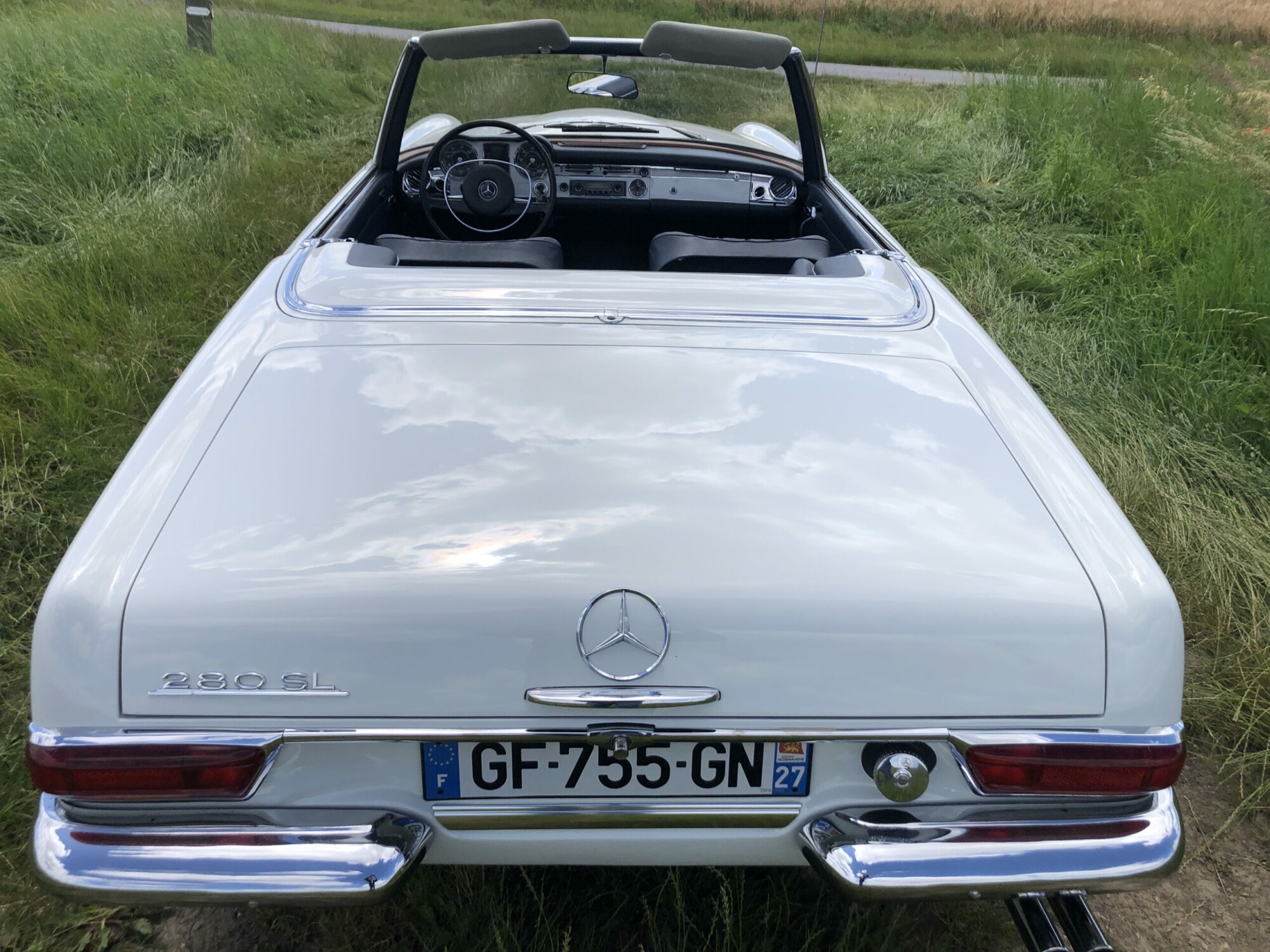 Mercedes 280SL – Image 6