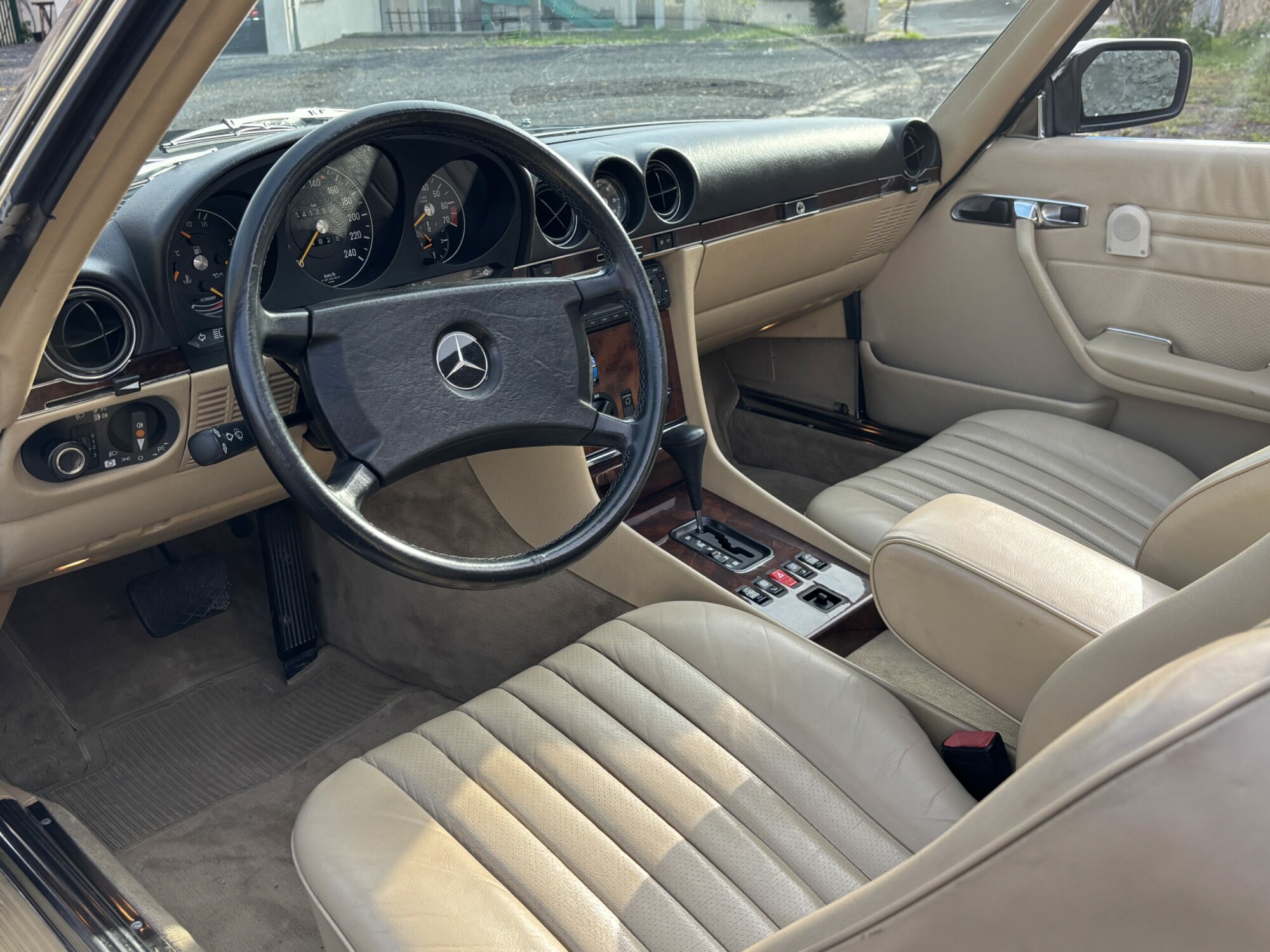 Mercedes 300SL – Image 16