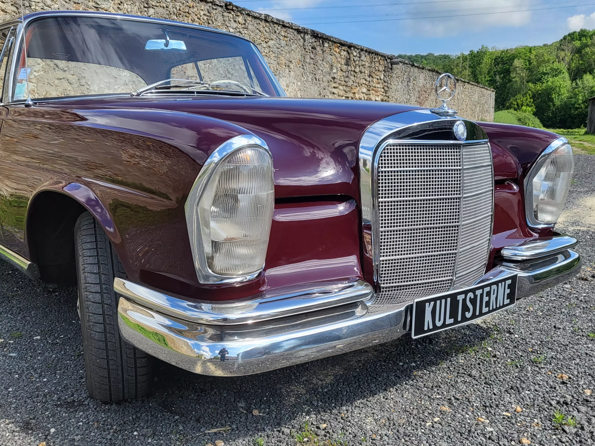 Mercedes 220SE – Image 21